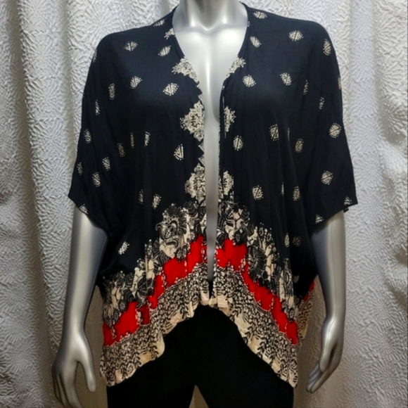 🎀Angie Asymmetrical Kimono Jacket - Picture 2 of 9